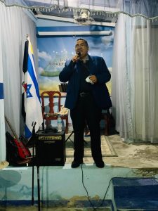 Pastor Edgar Arias viaja a Haití a cumplir compromisos de la Obra de Dios 1